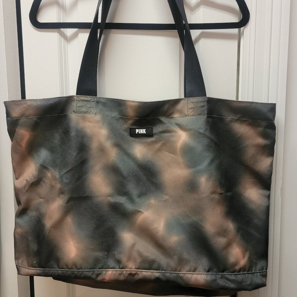 VICTORIA SECRET PINK Black and Brown Camouflage Tote Weekend Bag